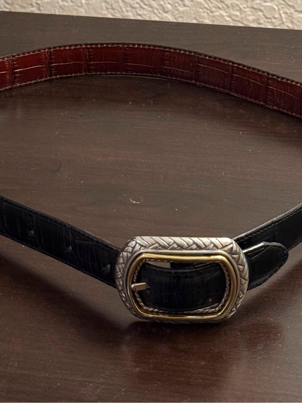 Vintage Reversible Black Brown Croc Embossed Leather Belt Western Size 28 S/M - Picture 2 of 15